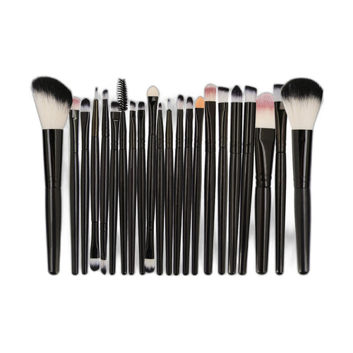VelvetChroma Detail Eyeshadow Brush Set white background product image 2
