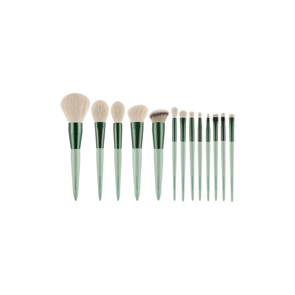 VelvetChroma Green Handle Brush Set on a pure white background, makeup brushes product photo